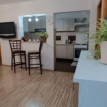3-Bedroom Newhome モスタル エクステリア 写真