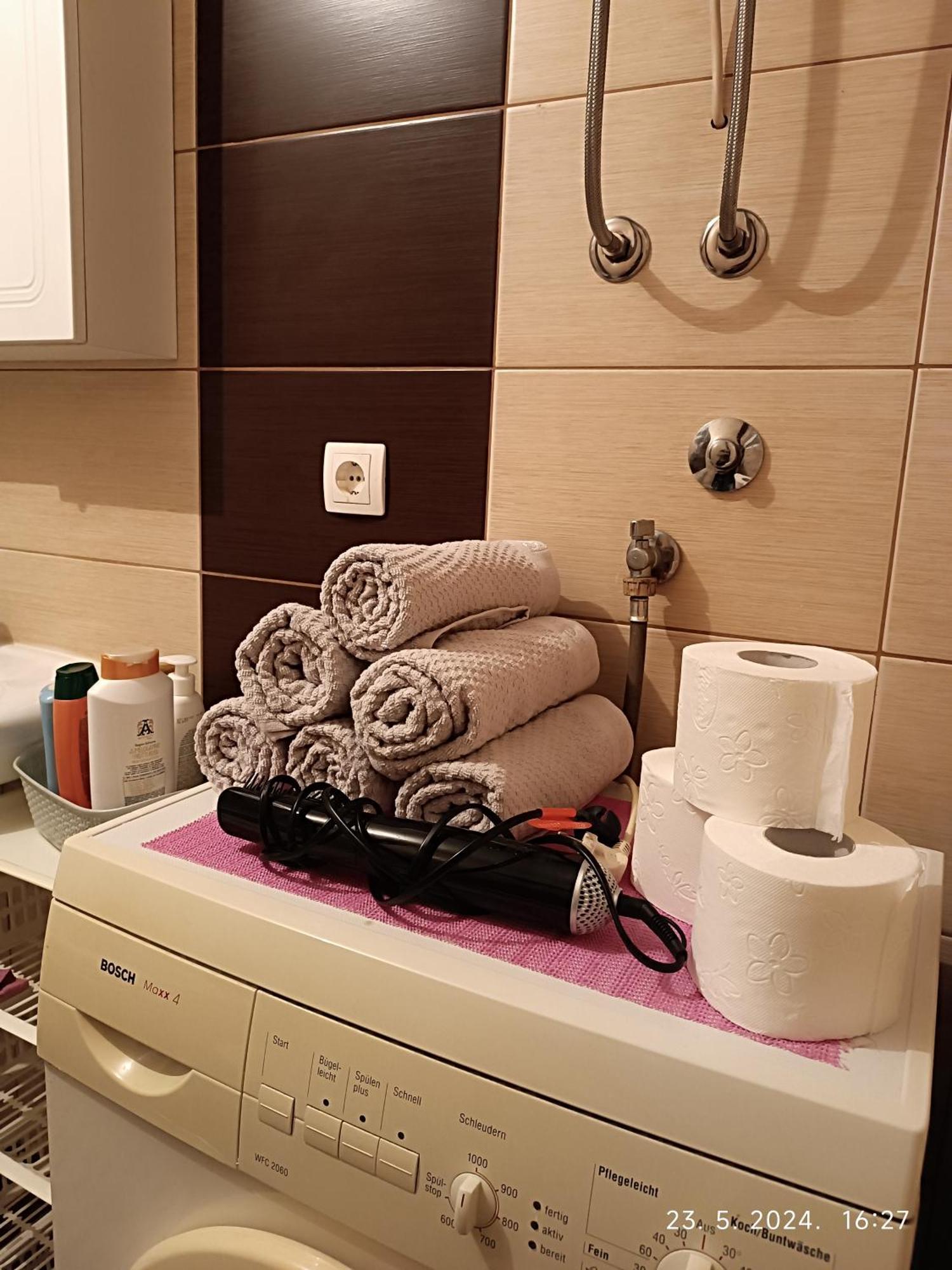 3-Bedroom Newhome モスタル エクステリア 写真